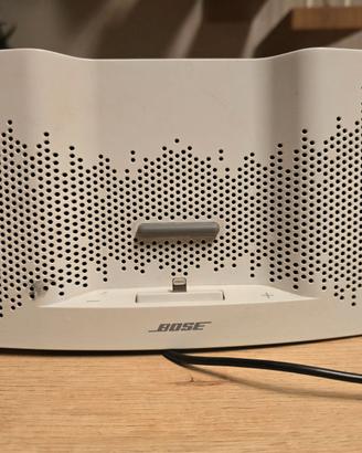 BOSE SoundDock cassa speaker audio Apple iPhone li