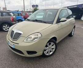 Lancia Ypsilon 1.3 MJT 75 CV Oro Plus