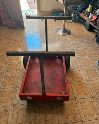 Carrello per kart