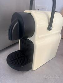 Macchina da caffè Nespresso Inissia Delonghi