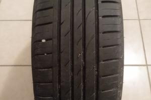 GOMME AUTO