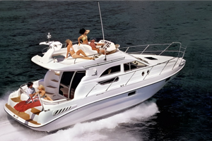 Sealine F33 Fly Statesman