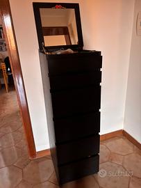 Mobile ikea con specchio uguale