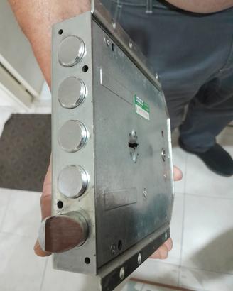 Mascatura Per Porta Blindata