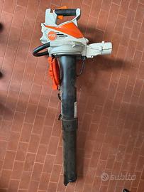 Soffiatore trituratore giardino STIHL