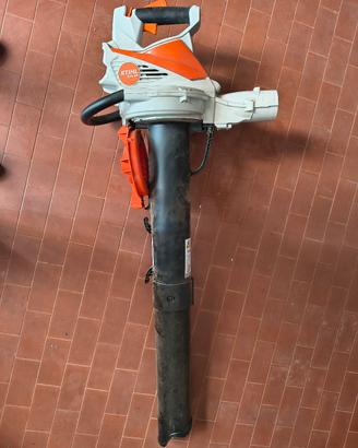 Soffiatore trituratore giardino STIHL
