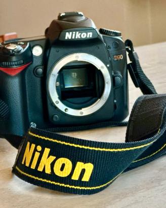 Corpo macchina fotografica reflex APS NIKON D90
