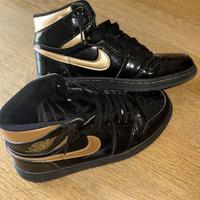 scarpe Jordan 1 Retro High nero oro metallizzato