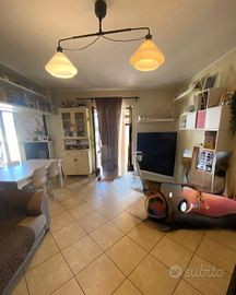 APPARTAMENTO TRILOCALE CON TERRAZZO A TRENTOLA DUC