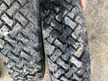 Gomme 135 r 13. 215 75 14 da carico