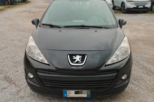 Pegeot 207   1.4  75CV 5P GPL  Neopatentati 