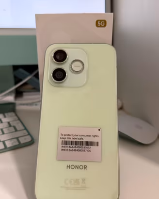 HONOR 600
