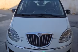 Lancia Musa Benzina/Gpl, anche per neopatentati