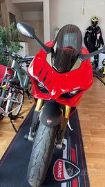 Ducati Panigale V4S