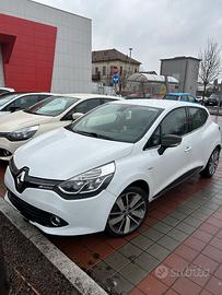 Clio Costume National 90cv