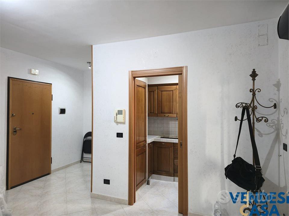 BIVANI CON CANTINA E POSTO AUTO ZONA ARCADE - Vista 6