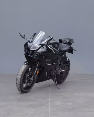YAMAHA YZF R7 690