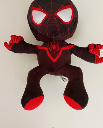 peluche spiderman 