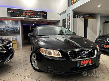 Volvo V70 XC60 D3 Polar*150,000* km