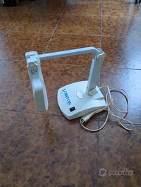 lampada da tavolo con lente di ingrandimento 