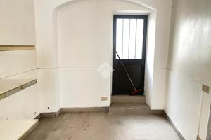 NEGOZIO A BORGONE SUSA