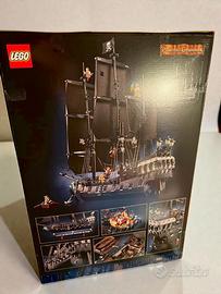 LEGO 10365 Nave pirata Jack Sparrow (Perla Nera)