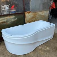 Vasca Hafro ad angolo in resina