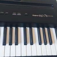 Tastiera musicale Roland 90's 