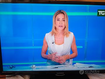 TV LED TELEFUNKEN TE32275B311T10D 