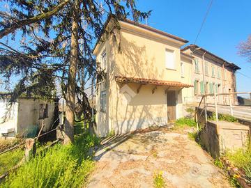 CASA INDIPENDENTE A MONLEALE