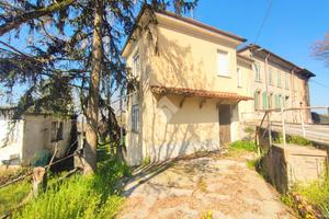 CASA INDIPENDENTE A MONLEALE