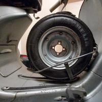 portaruota artigianale Vespa (2)