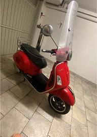 Vespa Piaggio 300 Super