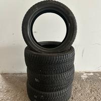 Gomme M+S 225 / 45 / 17  94h