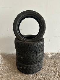 Gomme M+S 225 / 45 / 17  94h