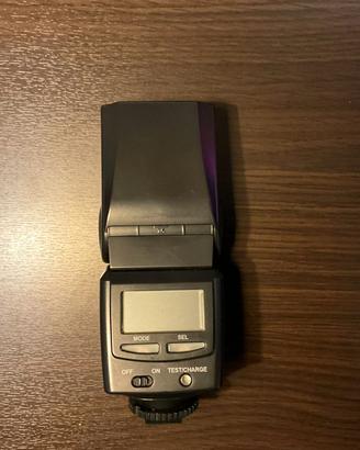 Flash TTL Fujifilm EF-42 + Omaggio Diffusori