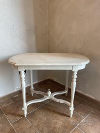Tavolino in legno bianco stile shabby