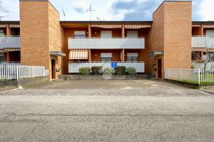 4 LOCALI A ATTIMIS