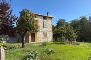 CASA INDIPENDENTE A GUBBIO