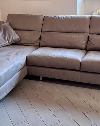 Divano Poltronesofà SOGLIANO + cuscini e tappeto