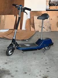 Monopattino elettrico vintage non funzionante