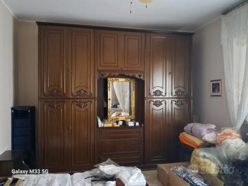 camera armadio Como comodini 50€