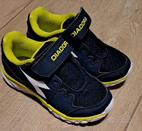 scarpine  Diadora tg 28 