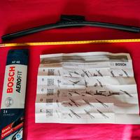 Spazzola tergicristallo auto lato passeggero