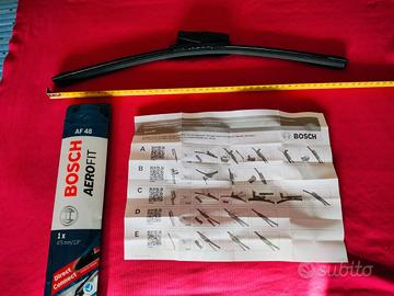 Spazzola tergicristallo auto lato passeggero