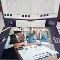 Gioco vintage rebus reale