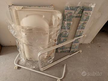 Fasciatoio con bagnetto per bambini