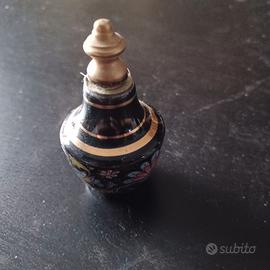 Boccetta vintage per profumo solido dipinta a mano