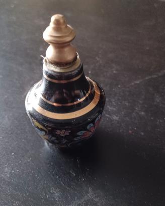 Boccetta vintage per profumo solido dipinta a mano