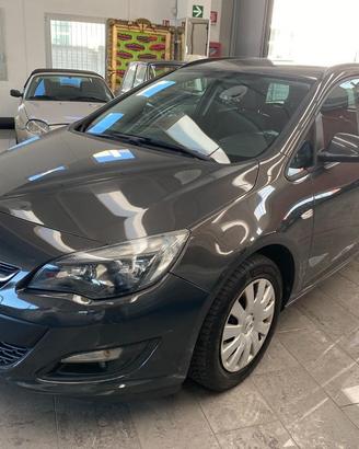 OPEL Astra 1.4 Turbo 140CV Sports Tourer GPL Tec